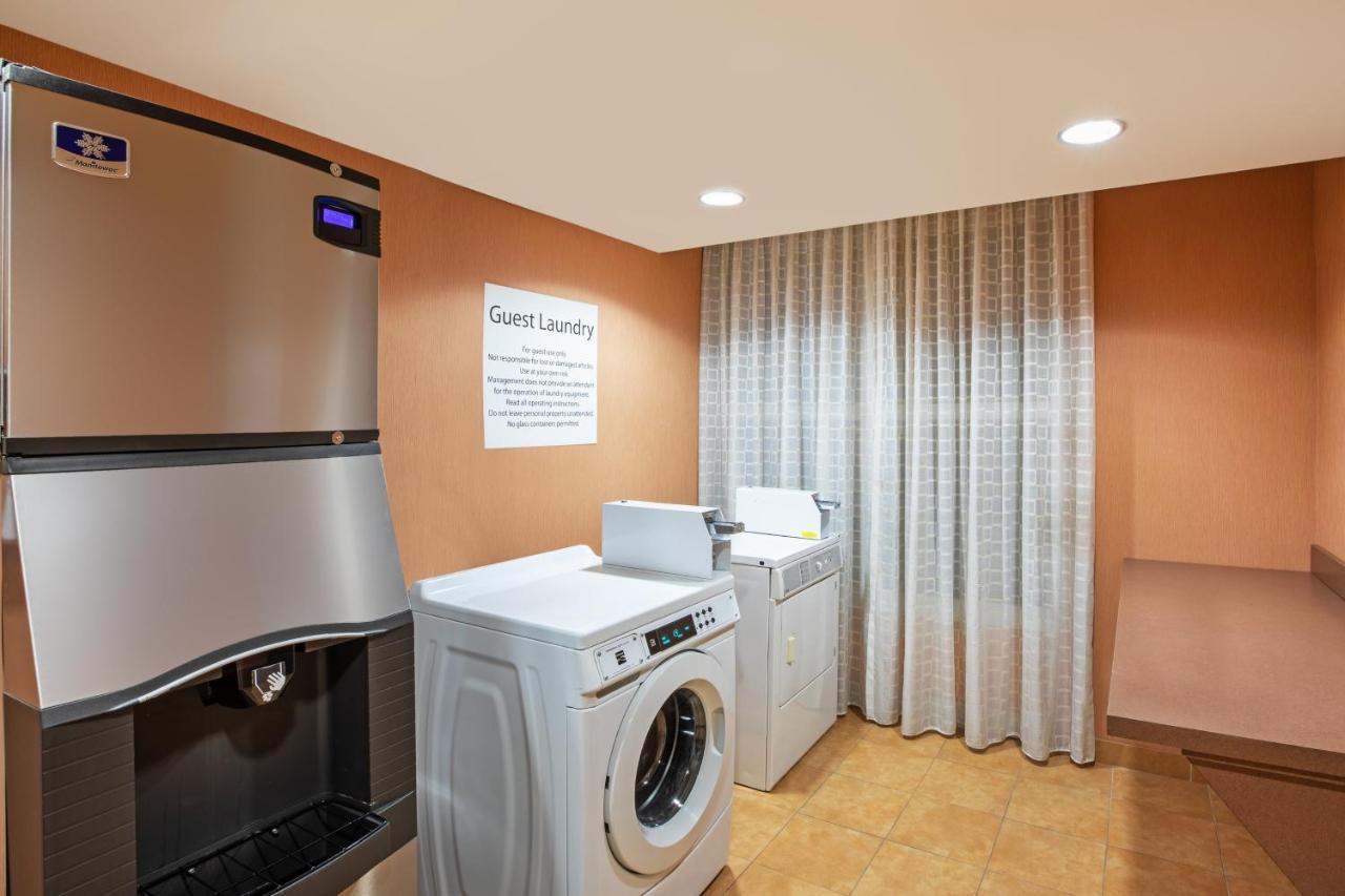 Holiday Inn Ardmore By Ihg Bagian luar foto