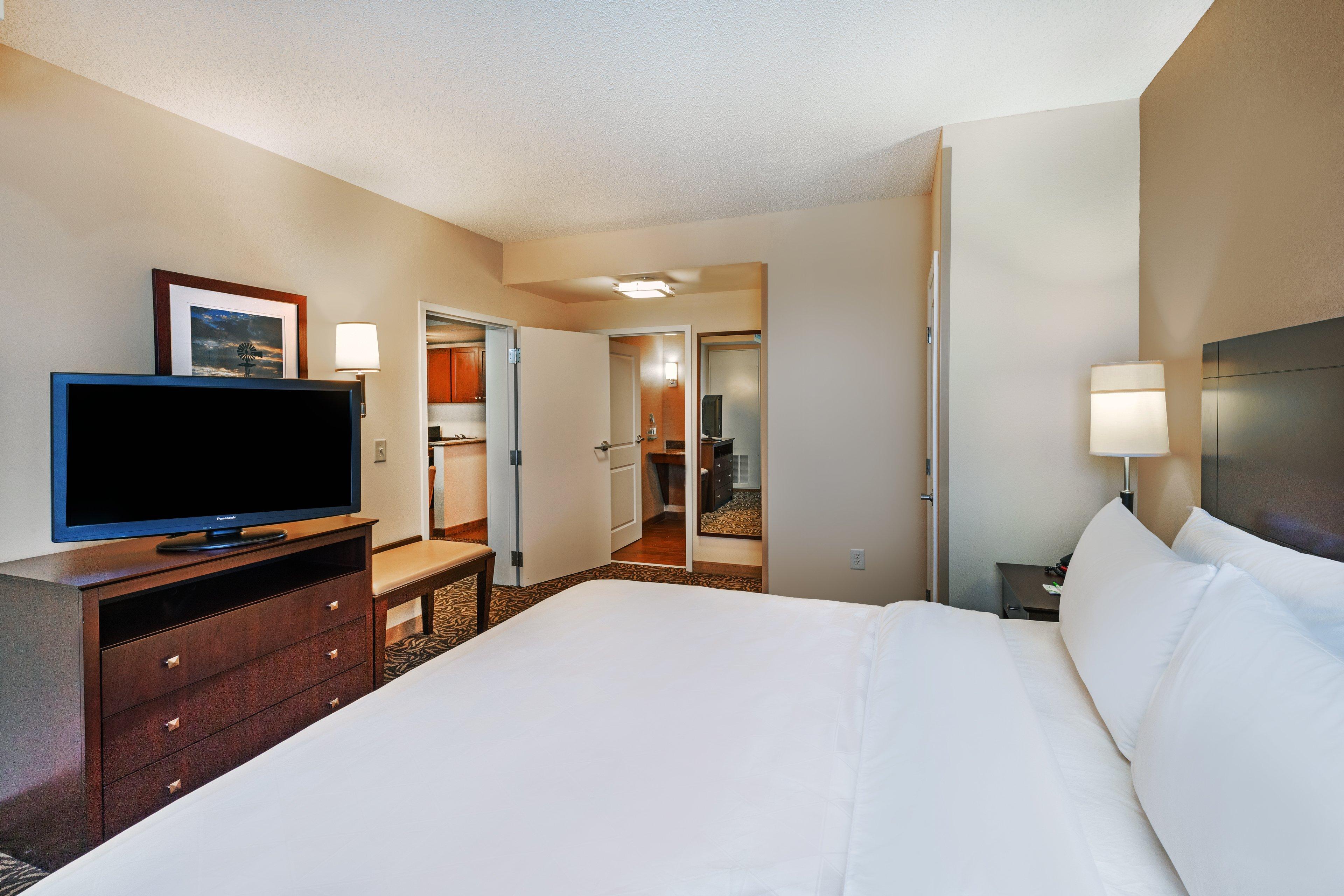 Holiday Inn Ardmore By Ihg Bagian luar foto