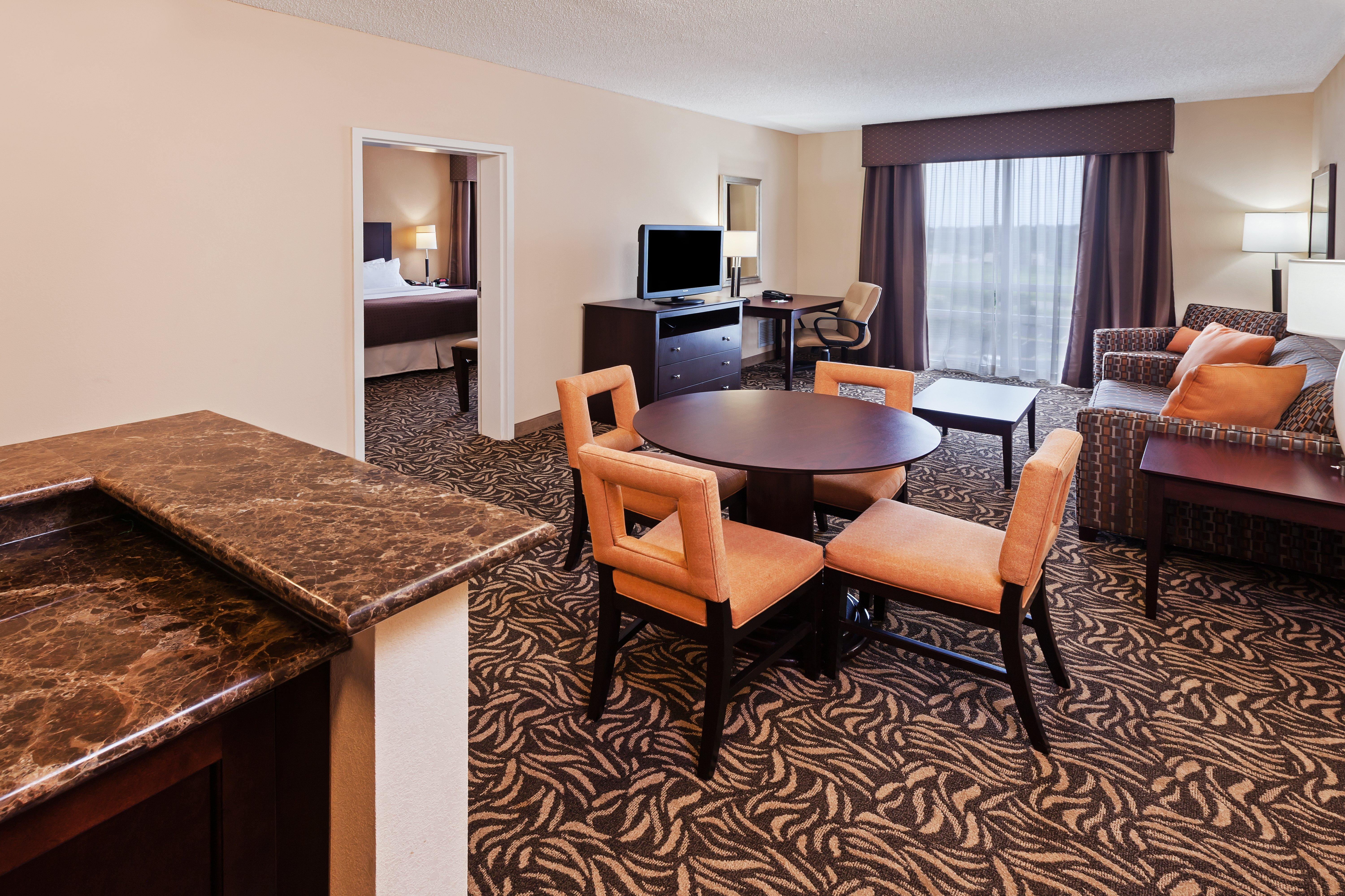 Holiday Inn Ardmore By Ihg Bagian luar foto