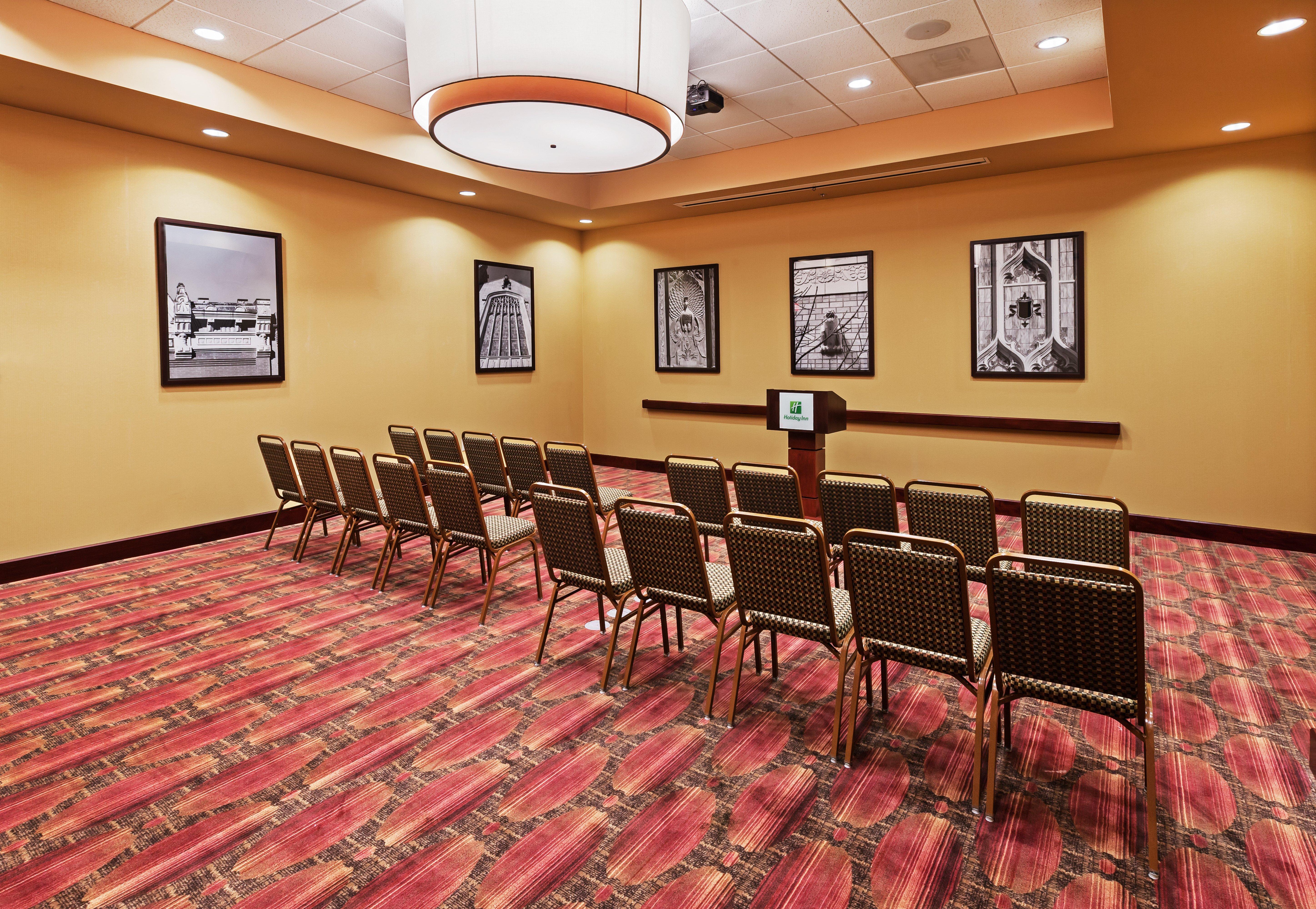 Holiday Inn Ardmore By Ihg Bagian luar foto