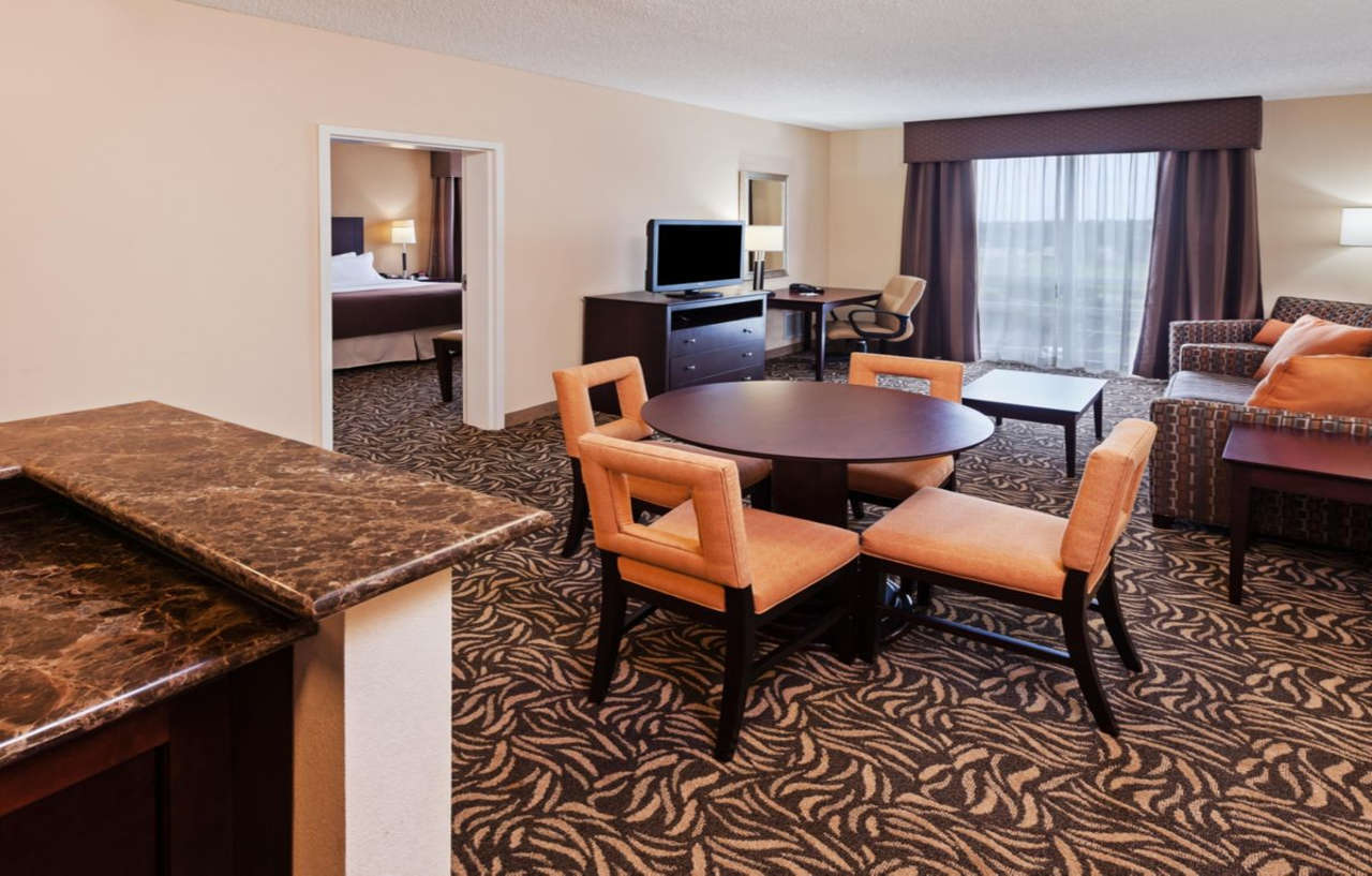 Holiday Inn Ardmore By Ihg Bagian luar foto